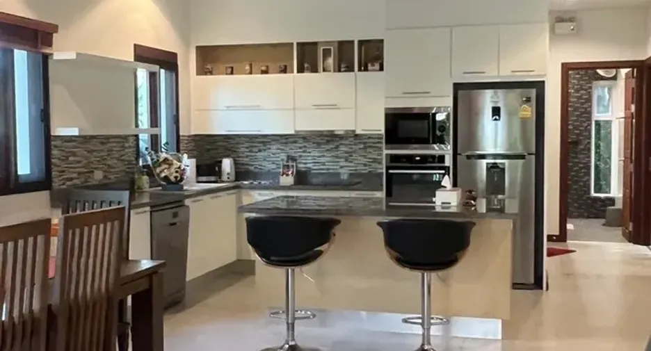 For sale 3 bedrooms villa in Hua Hin, Prachuap Khiri Khan