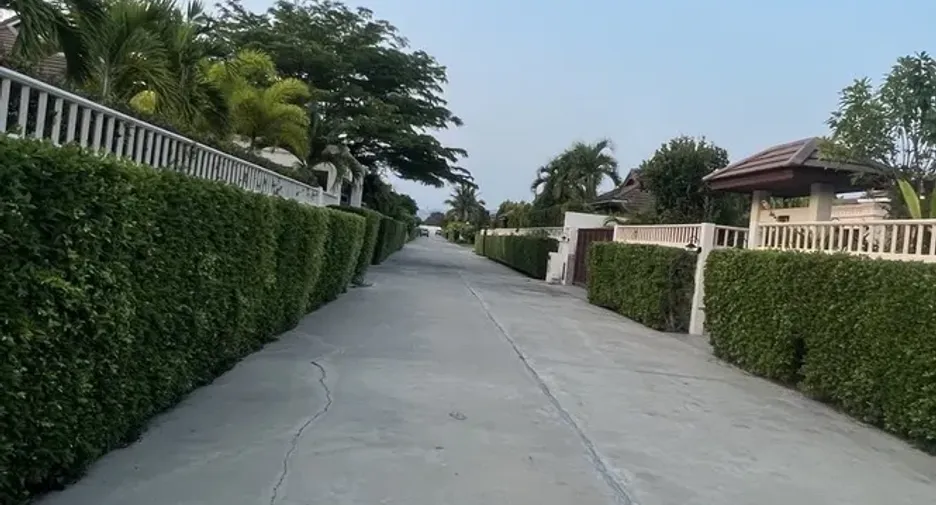 For sale 3 bedrooms villa in Hua Hin, Prachuap Khiri Khan
