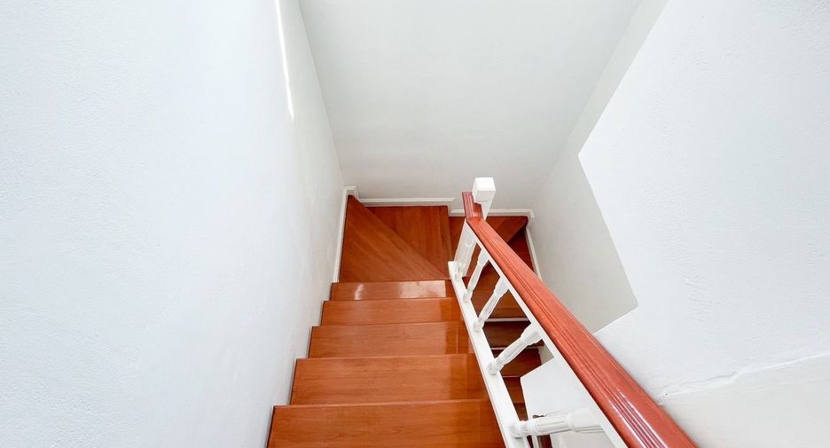 For rent 3 bedrooms house in Mueang Chiang Mai, Chiang Mai