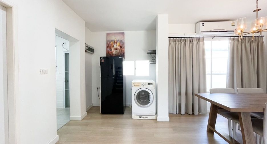 For rent 3 bedrooms house in Mueang Chiang Mai, Chiang Mai