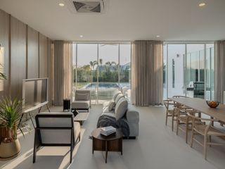For rent 4 bedrooms villa in Hua Hin, Prachuap Khiri Khan