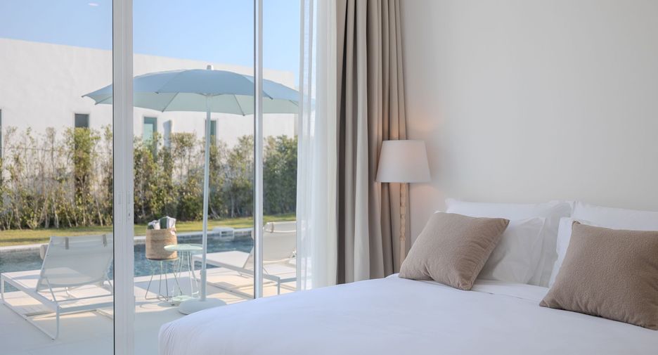 For rent 4 bedrooms villa in Hua Hin, Prachuap Khiri Khan