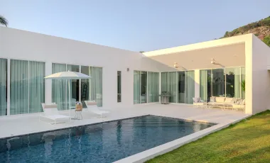 For rent 4 bedrooms villa in Hua Hin, Prachuap Khiri Khan
