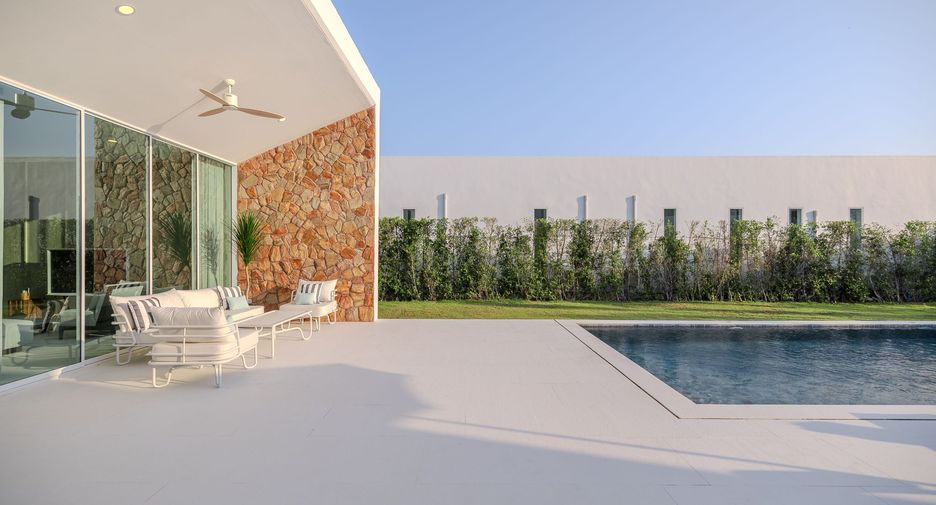 For rent 4 bedrooms villa in Hua Hin, Prachuap Khiri Khan