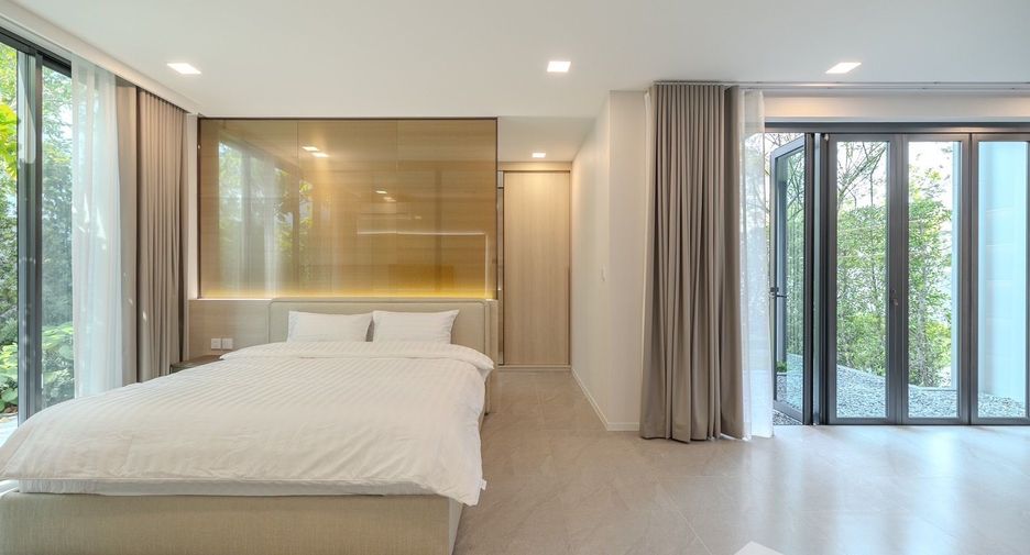 For sale and for rent 4 bedrooms house in Saphan Sung, Bangkok