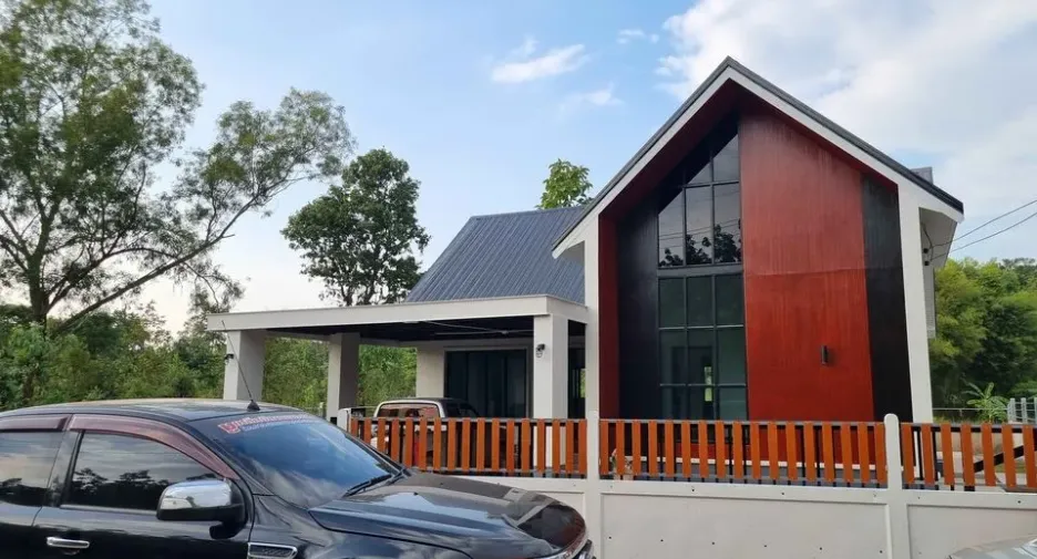 For sale 3 bedrooms house in Mueang Sakon Nakhon, Sakon Nakhon