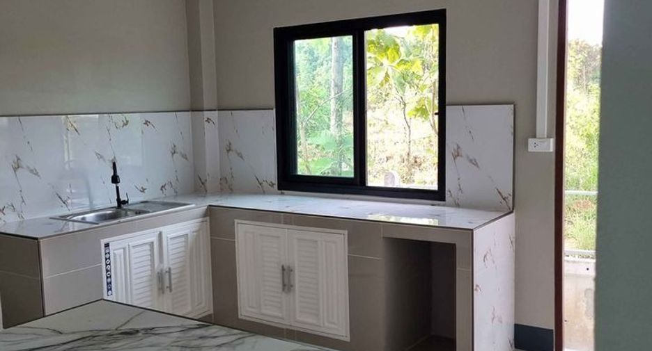 For sale 3 bedrooms house in Mueang Sakon Nakhon, Sakon Nakhon