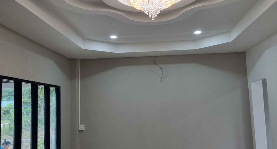 For sale 3 bedrooms house in Mueang Sakon Nakhon, Sakon Nakhon