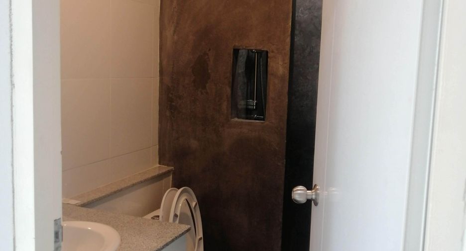 À vendre et à louer 21 chambres hôtel à Mueang Lampang, Lampang
