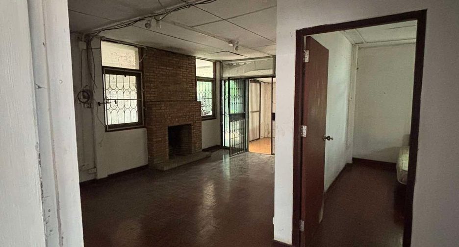 Продажа 3 спальни дом в Mueang Chiang Mai, Чианг Маи