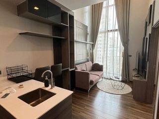 Продажа и аренда 2 спальни кондо в Щаттхана, Бангкок