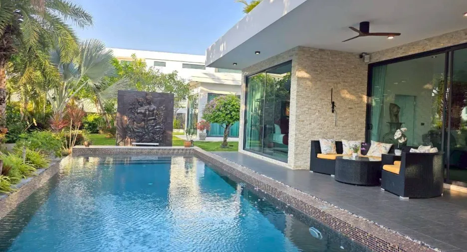 Villa zum Kauf mit 4 Zimmer in Hua Hin, Prachuap Khiri Khan