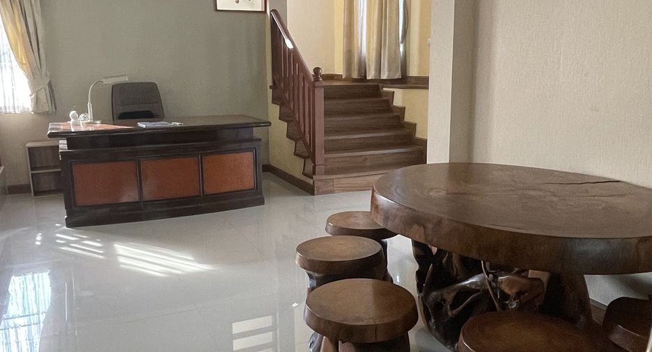 For sale and for rent 4 bedrooms house in San Sai, Chiang Mai