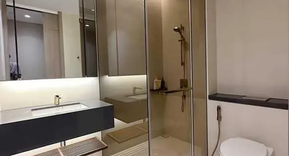 For sale and for rent 2 bedrooms condo in Khlong Toei, Bangkok