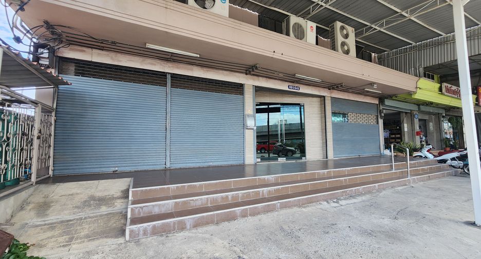 For sale 8 bedrooms retail Space in Mueang Samut Prakan, Samut Prakan