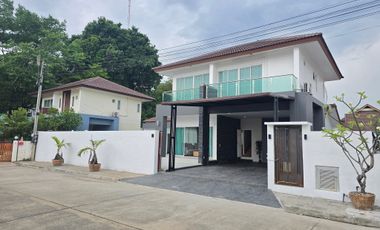 ขาย และ ให้เช่า 4 ห้องนอน วิลล่า ใน เมืองเชียงใหม่, เชียงใหม่