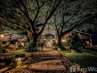 For sale 8 bedrooms hotel in Mueang Phrae, Phrae