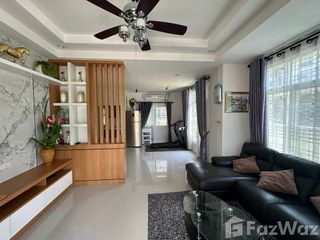 For sale and for rent 4 bedrooms house in San Kamphaeng, Chiang Mai