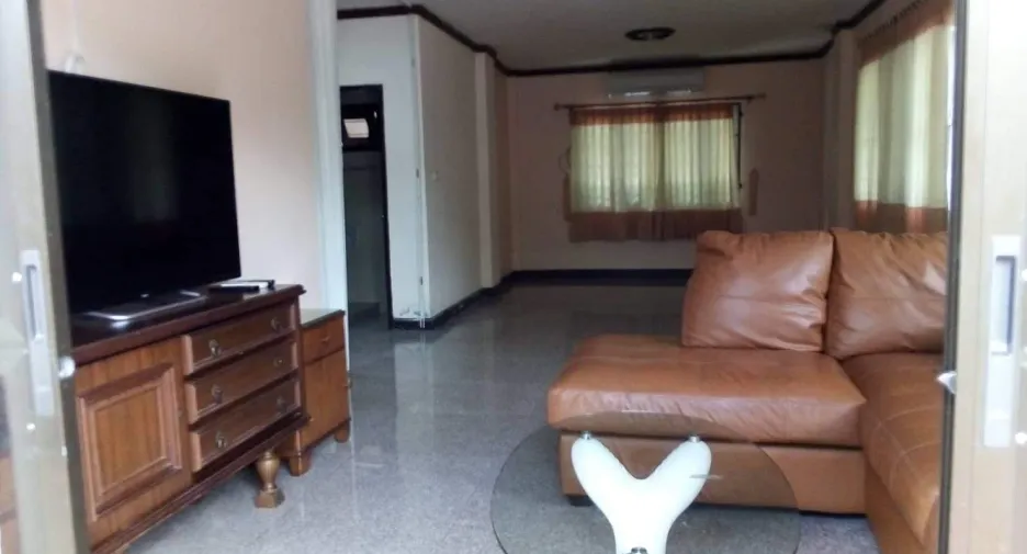 For rent 3 bedrooms house in Hang Dong, Chiang Mai