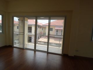 For sale 3 bedrooms house in Saraphi, Chiang Mai