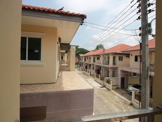 For sale 3 bedrooms house in Saraphi, Chiang Mai