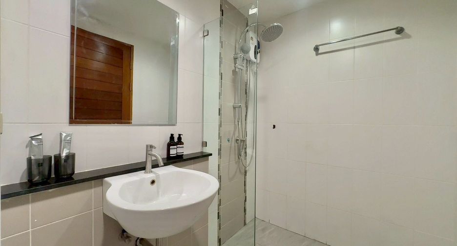 À vendre 18 chambres hôtel à Kathu, Phuket