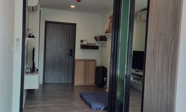 For sale 1 bed condo in Mueang Samut Prakan, Samut Prakan