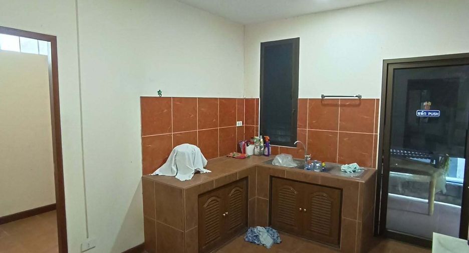 For sale 4 bedrooms house in Bangkok Noi, Bangkok
