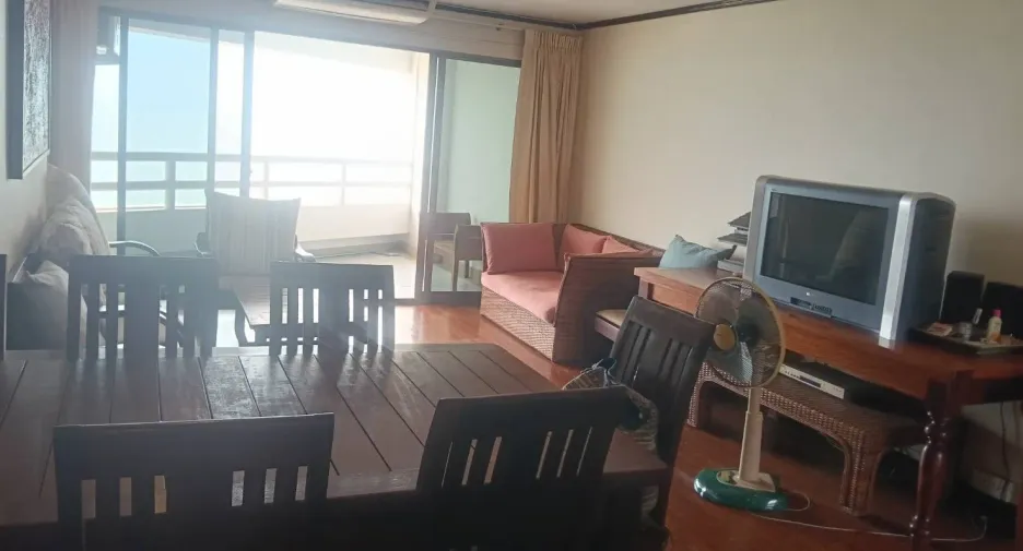 For sale 2 bedrooms condo in Cha Am, Phetchaburi