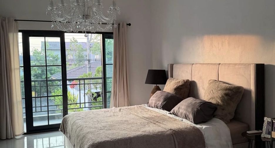 For rent 3 bedrooms house in Bang Lamung, Chonburi