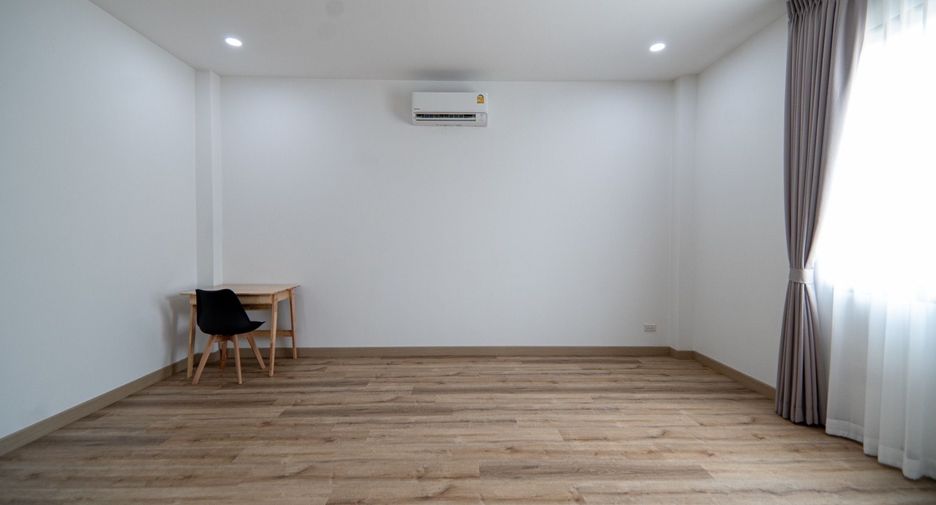 出租 5 卧室 独立屋 在 Hang Dong, Chiang Mai