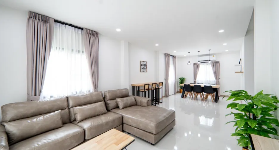 出租 5 卧室 独立屋 在 Hang Dong, Chiang Mai