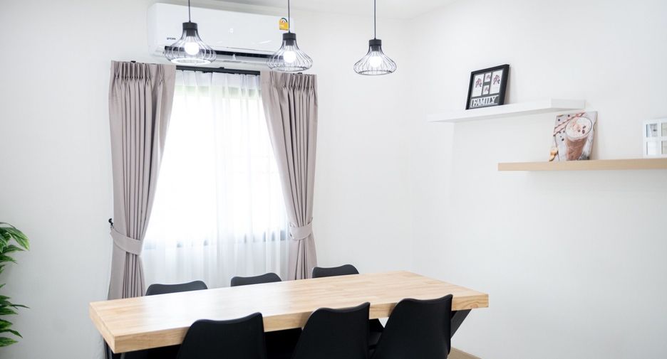 Casa en alquiler de 5 habitaciones en Hang Dong, Chiang Mai