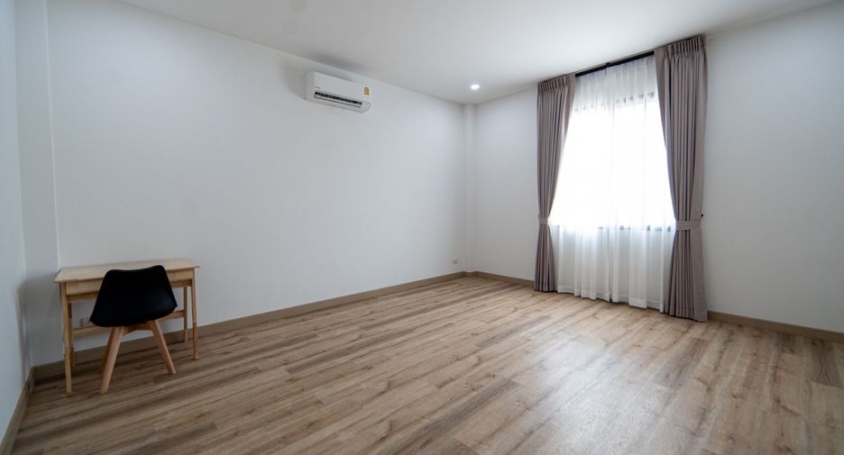 出租 5 卧室 独立屋 在 Hang Dong, Chiang Mai