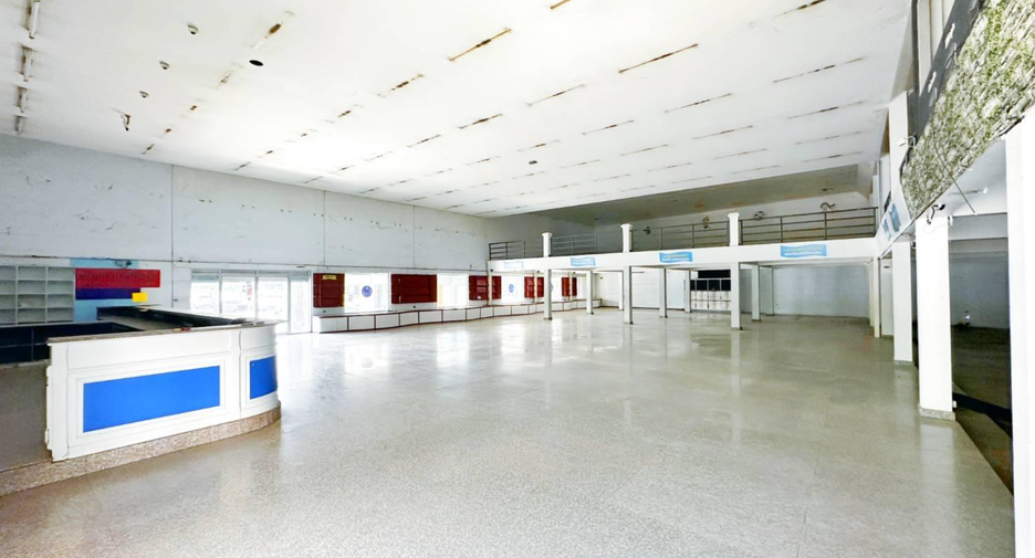 For rent retail Space in Mueang Chiang Mai, Chiang Mai