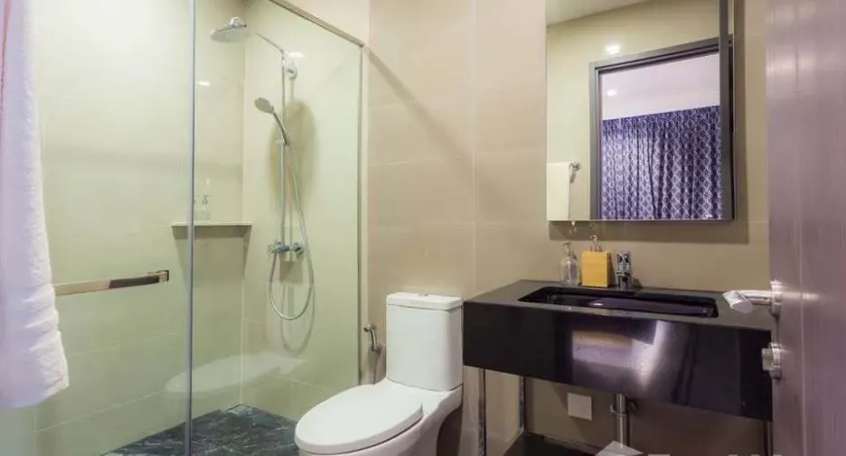 À vendre et à louer 2 chambres condo à Khlong Toei, Bangkok