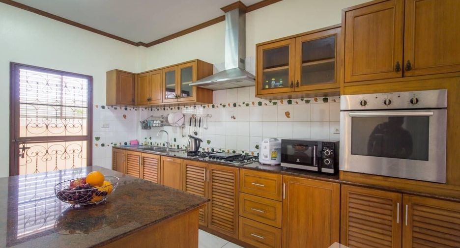 Villa en alquiler de 4 habitaciones en Hua Hin, Prachuap Khiri Khan