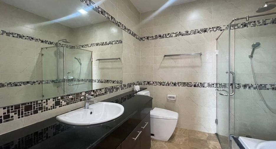 For sale and for rent 2 bedrooms condo in Mueang Chiang Mai, Chiang Mai