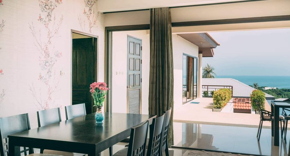 For sale and for rent 4 bedrooms villa in Ko Samui, Surat Thani