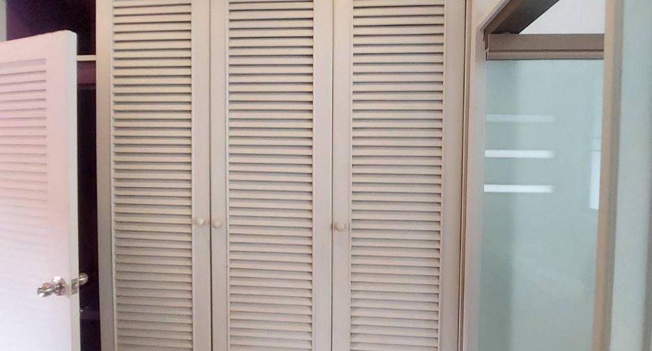 For sale 4 bedrooms villa in Cha Am, Phetchaburi
