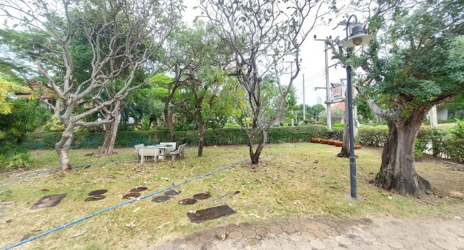 For sale 4 bedrooms villa in Cha Am, Phetchaburi