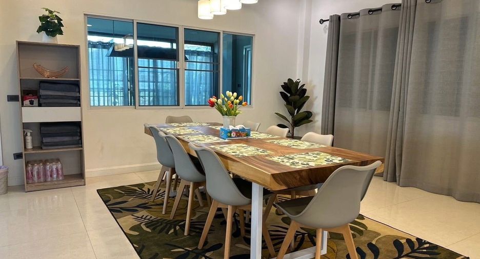 For sale 5 bedrooms villa in San Sai, Chiang Mai