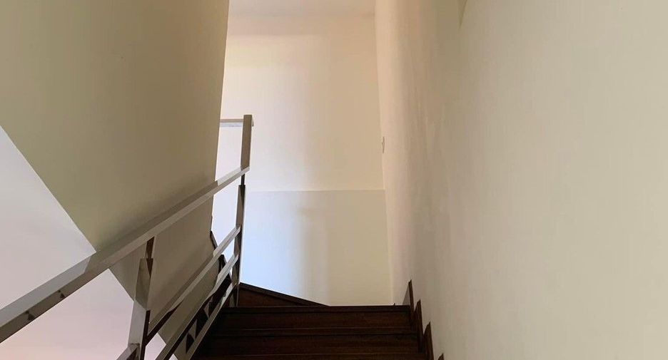 For sale 3 bedrooms townhouse in Mueang Chiang Mai, Chiang Mai