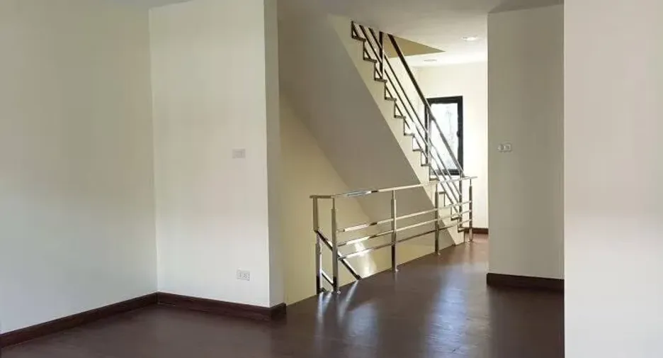 For sale 3 bedrooms townhouse in Mueang Chiang Mai, Chiang Mai