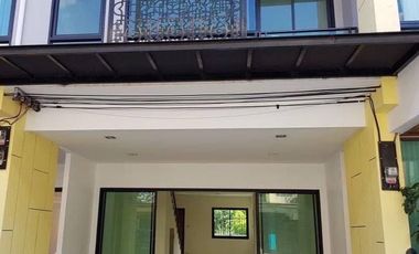 For sale 3 bedrooms townhouse in Mueang Chiang Mai, Chiang Mai