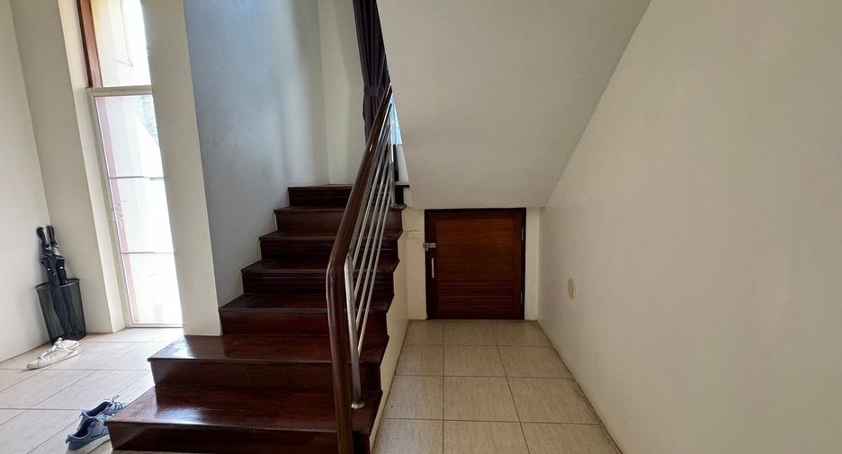 À vendre 4 chambres villa à Cha Am, Phetchaburi
