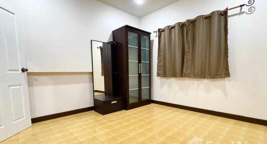 For rent 3 bedrooms house in San Sai, Chiang Mai