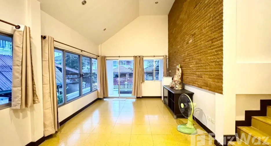 For rent 3 bedrooms house in San Sai, Chiang Mai
