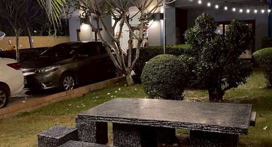 Haus zum Kauf mit 6 Zimmer in Hua Hin, Prachuap Khiri Khan