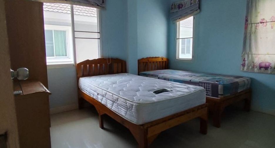 For rent 3 bedrooms house in San Sai, Chiang Mai